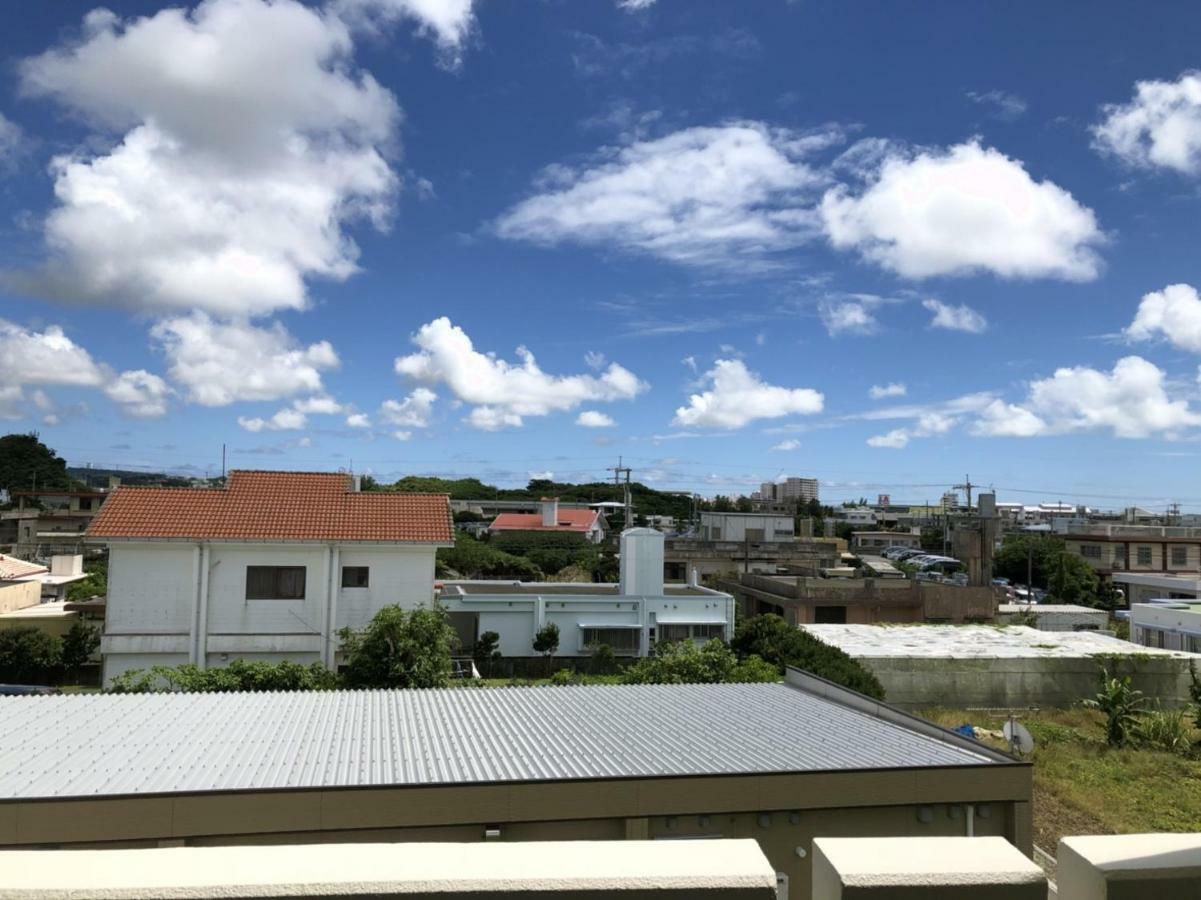 Apartment Terracerin Yn31 Tomigusuku